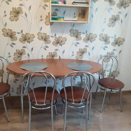 Begonia-Dom S Jednou Spalnou * Besenova